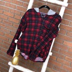 Polly & Esther shirt with hood